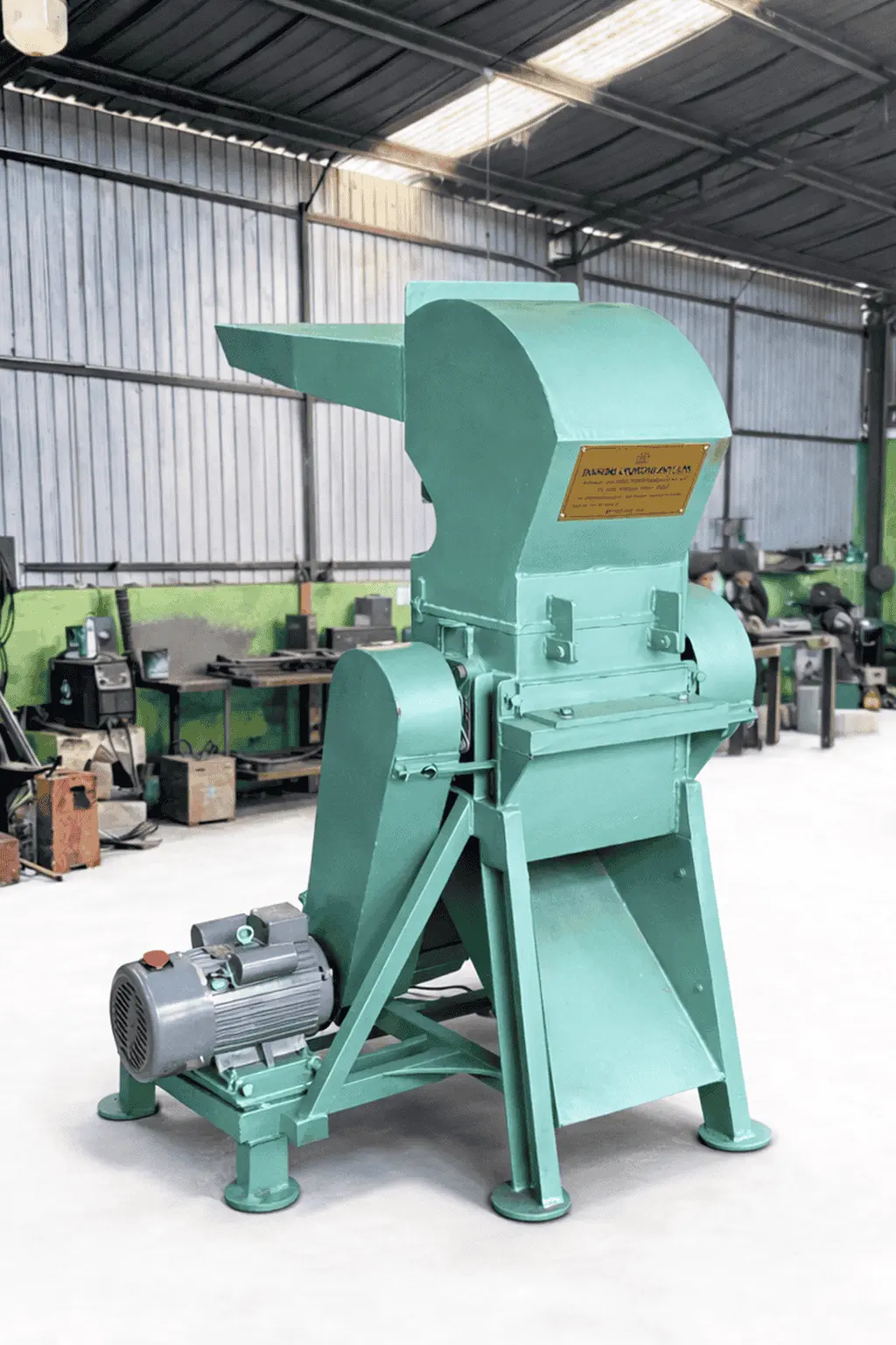 Coconut Husk Wastage Crusher Machine Large for coconut fiber and coco peat production manufactured by Diamond Engineers Sri Lanka